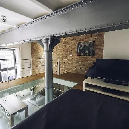 Brewery Loft Free Garage Parking Praga